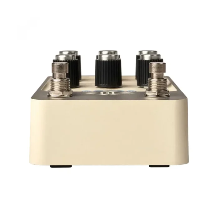 Universal Audio UAFX Astra Modulation Stereo Effects Pedal - Image 3