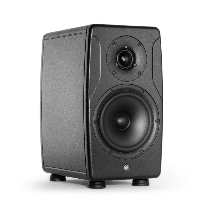 IK Multimedia iLoud Precision 6 MKII