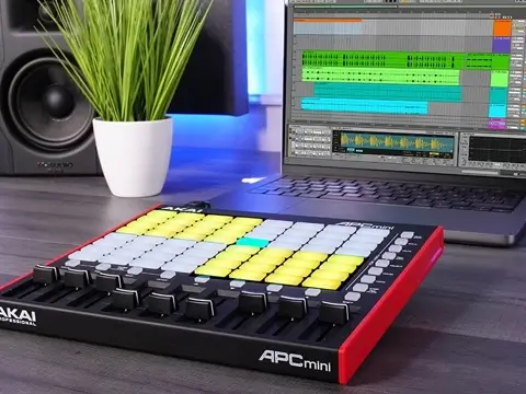 Akai Professional APC Mini mk2