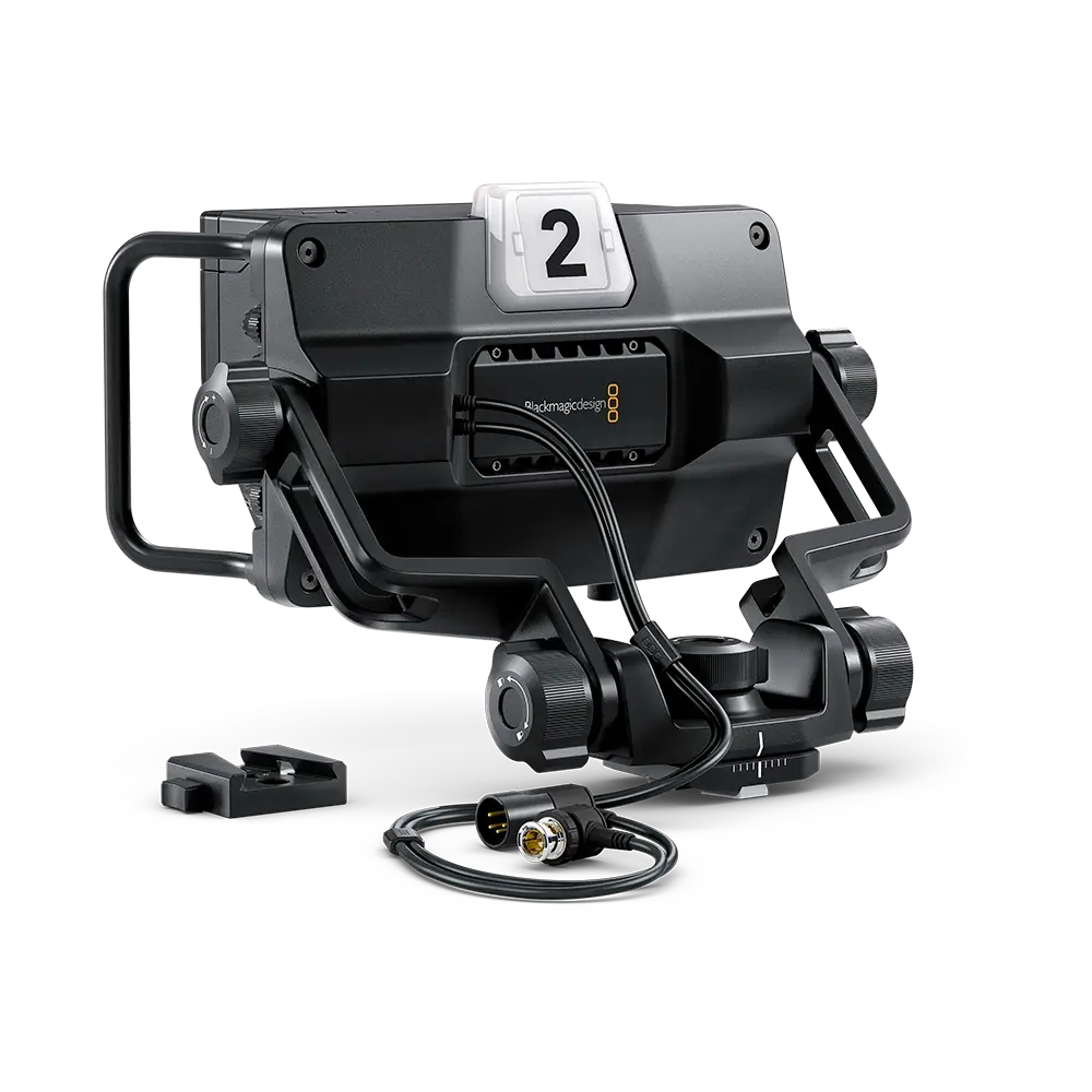URSA-Studio-Viewfinder-G2-Angle.webp Blackmagic URSA Studio Viewfinder G2 - Image 1